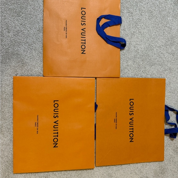 Bags Louis Vuitton Hermes - Picture 2 of 3